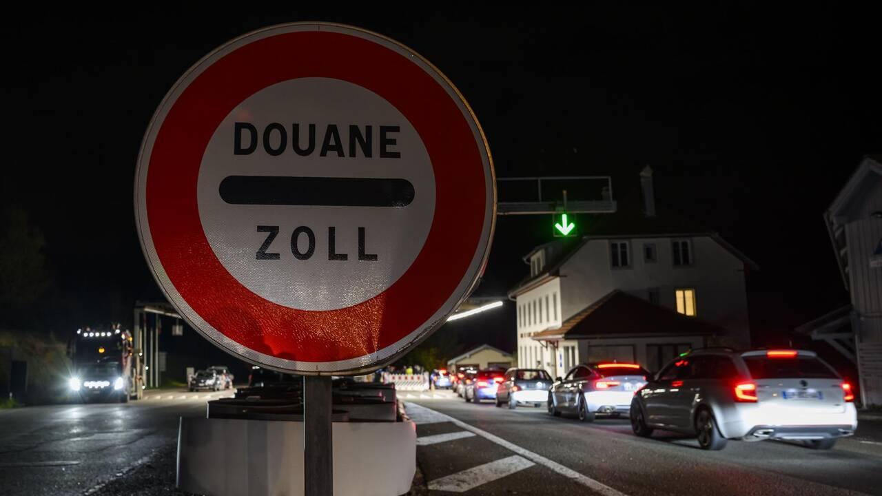 L’initiative «Pas de Suisse à dix millions!» mettrait l’Arc jurassien en grande difficulté - Le Temps